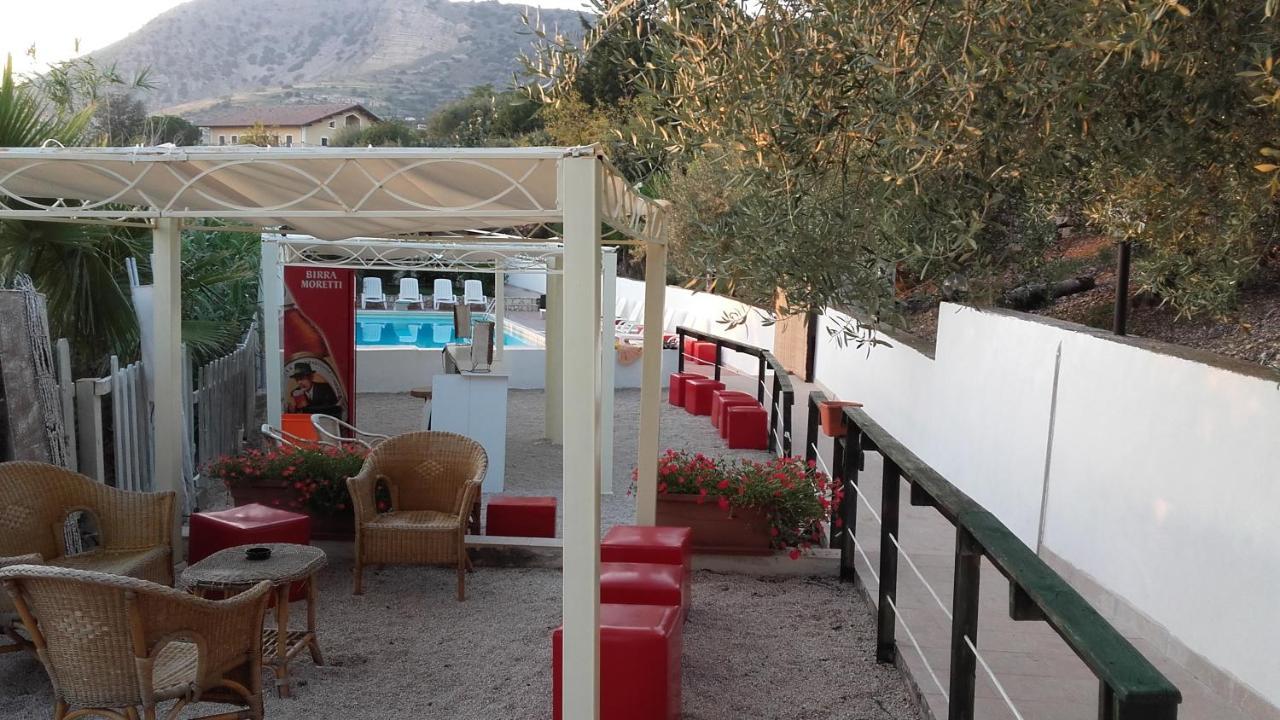 "San Placido Green House" Villa Con Piscina Castel di Iudica Exterior foto
