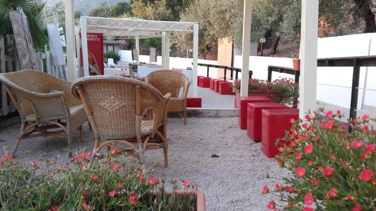 "San Placido Green House" Villa Con Piscina Castel di Iudica Exterior foto